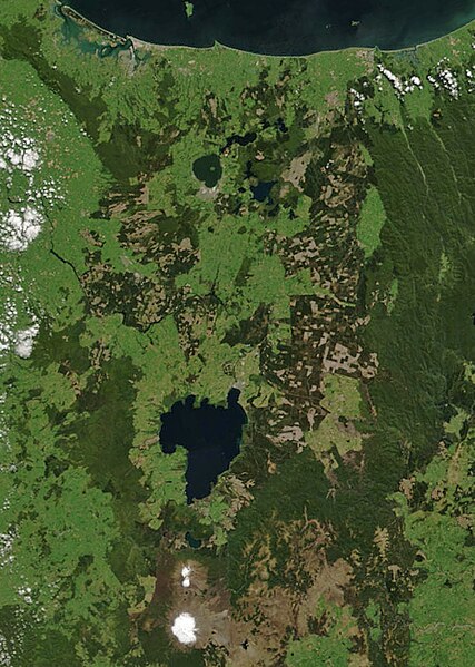 Satellite photo of the Bay of Plenty (top half of image)