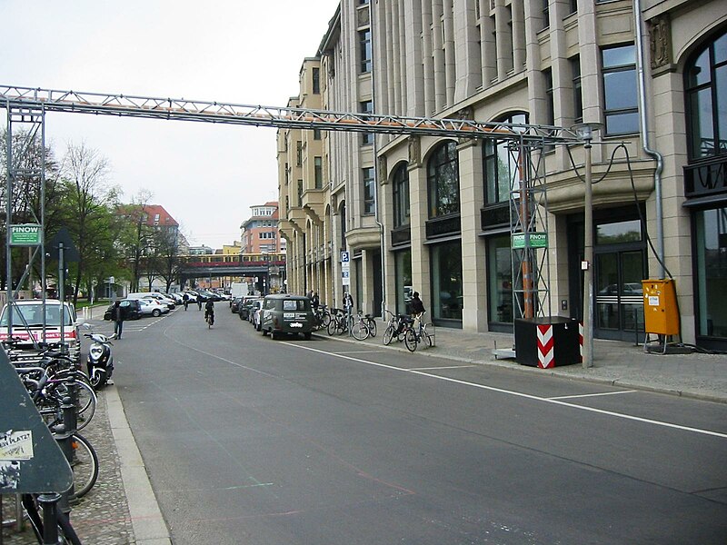 File:Berlin-Mitte Burgstraße.jpg