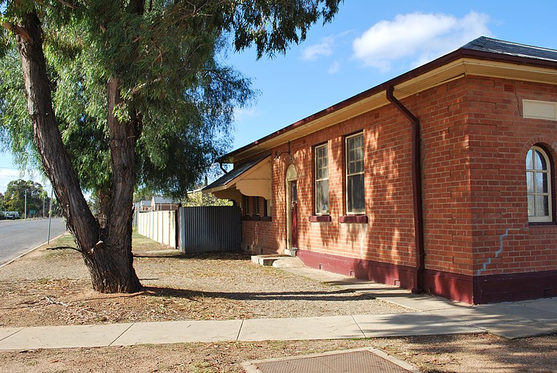 File:Berrigan Post Office 003.JPG