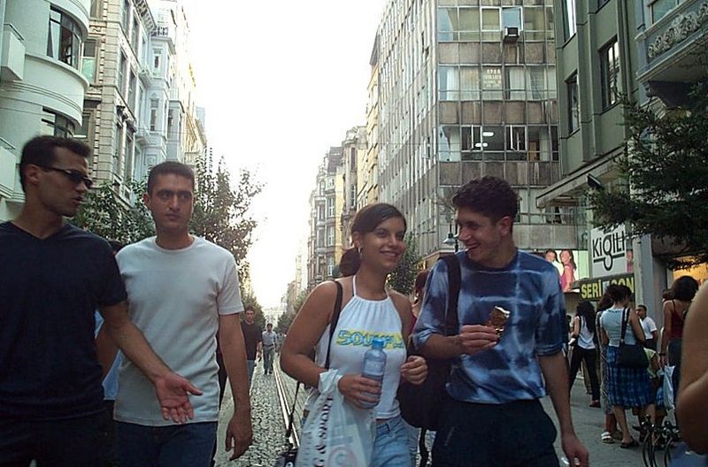 File:Beyoglu 5932 Nevit.jpg