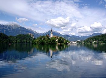 English: Lake Bled, Slovenia, July 2005