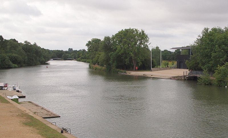 File:Boathouse Corner Vicinity, Oxford - geograph.org.uk - 3600413.jpg