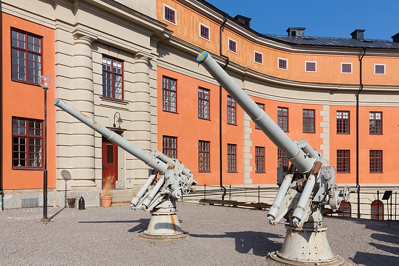 File:Bofors 75 mm model 1930 anti-aircraft gun at Vaxholm Castle.jpg