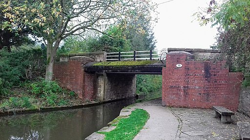 Bridge number 15 over the Macclesfield Canal, Higher Poynton