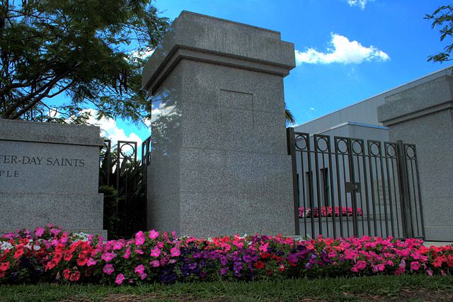 Entrance to Temple grounds