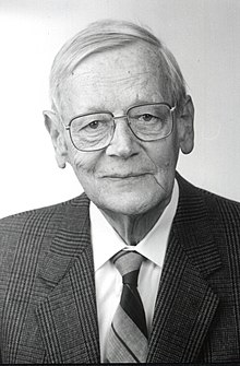 Prof. Dr.  Roland Brückner