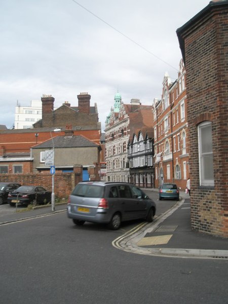 File:Car manoeuvring in St Paul's Road - geograph.org.uk - 986815.jpg