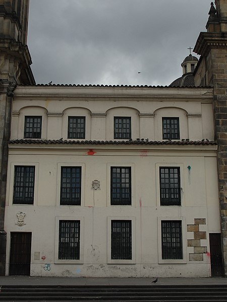 File:Casa del Cabildo Eclesiástico (Bogotá) 01.JPG