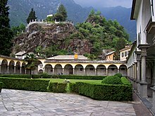 Porticato della Collegiata di S. Lorenzo.