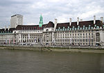 Здание администрации графства Лондон[en] — интерьеры «Тауэра»