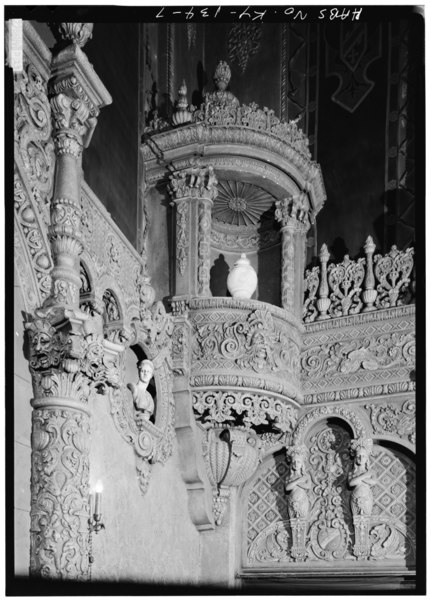 File:DETAIL OF ORNAMENTATION, LOCATED IN THE SOUTHWEST CORNER OF LOWER LEVEL OUTER LOBBY - Loew's Theatre, 625 South Fourth Street, Louisville, Jefferson County, KY HABS KY,56-LOUVI,17-7.tif