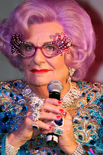 File:Dame Edna (7105784601).jpg