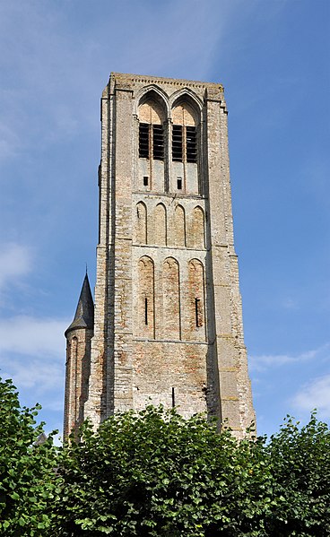 File:Damme Kerk R12.jpg