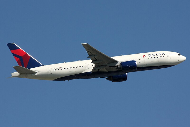 File:Delta Airlines Boeing 777-200 N862DA.jpg