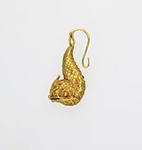 Earring in the form of a dolphin MET SF43119.jpg
