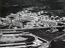 Extension of the city in the 1950s with the district of El Menzah El menzah 1955.jpg