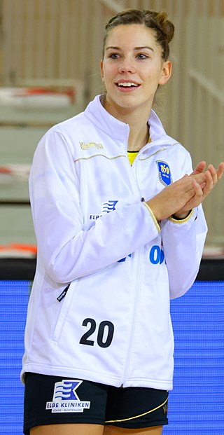 <span class="mw-page-title-main">Emily Bölk</span> German handball player (born 1998)