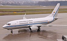 A FAC Boeing 737 at Zurich Airport FAC0001 Boeing B.73GWL BBJ Fuerza Aerea Colombiana (12699008503).jpg