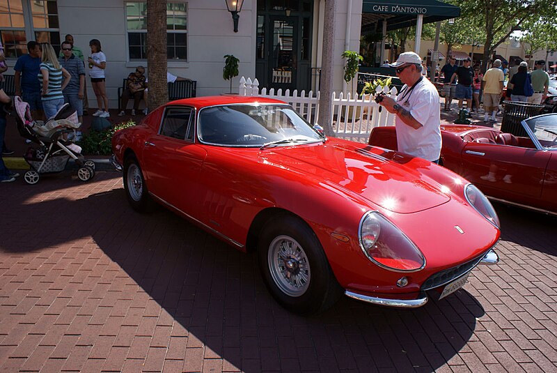 File:Ferrari 275GTB 1965 RSideFront CECF 9April2011 (14414325159).jpg