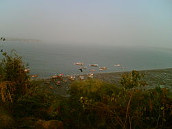 Fishing boats near Gorai