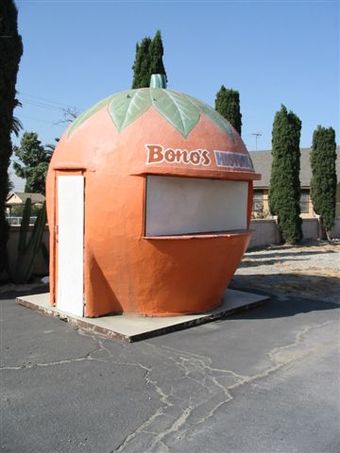 Bono's Orange on Route 66 is one of the last extant giant orange-shaped fruit stands once common to the region. This stand was built in 1936 and moved to its present location in 1997.[61]