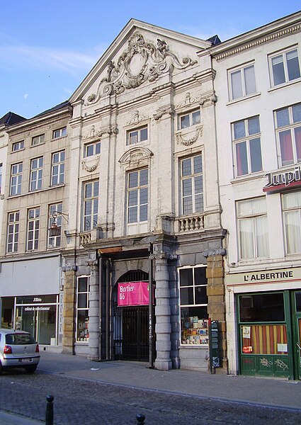 File:Galerie Bortier 03.jpg