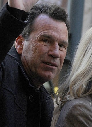 <span class="mw-page-title-main">Gary Kubiak</span> American football player and coach (born 1961)