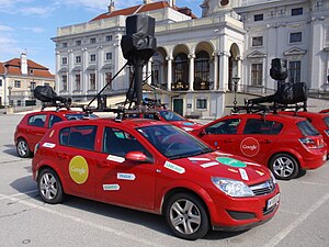 Google Street View: Technik und Aufnahme, Verfügbarkeit, Kontroversen um Datenschutz