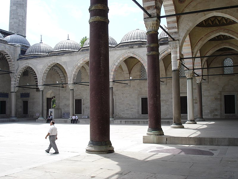 File:Istanbul - Süleymaniye camii - Foto G. Dall'Orto 26-5-2006 - 14.jpg