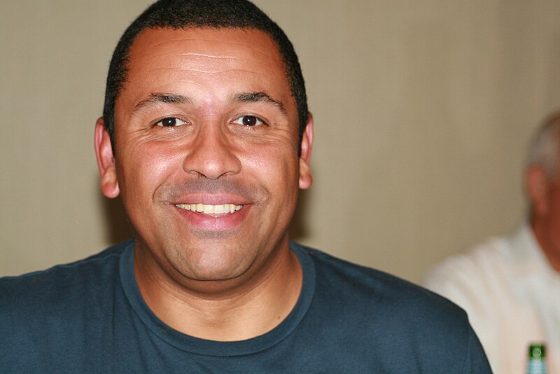 File:James Cleverly casual.jpg