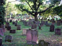 Jewish cemetery Worms.jpg