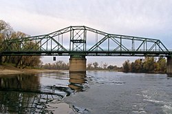 Jibboom Street Bridge from river in 2004.jpg