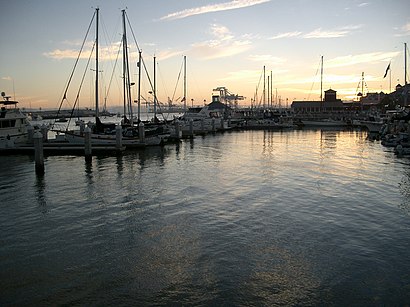 How to get to Jack London Square with public transit - About the place