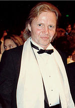 Jon Voight 1988 cropped.jpg