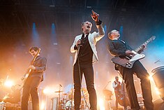 Kaizers Orchestra live at Odderøya Live 2012.jpg