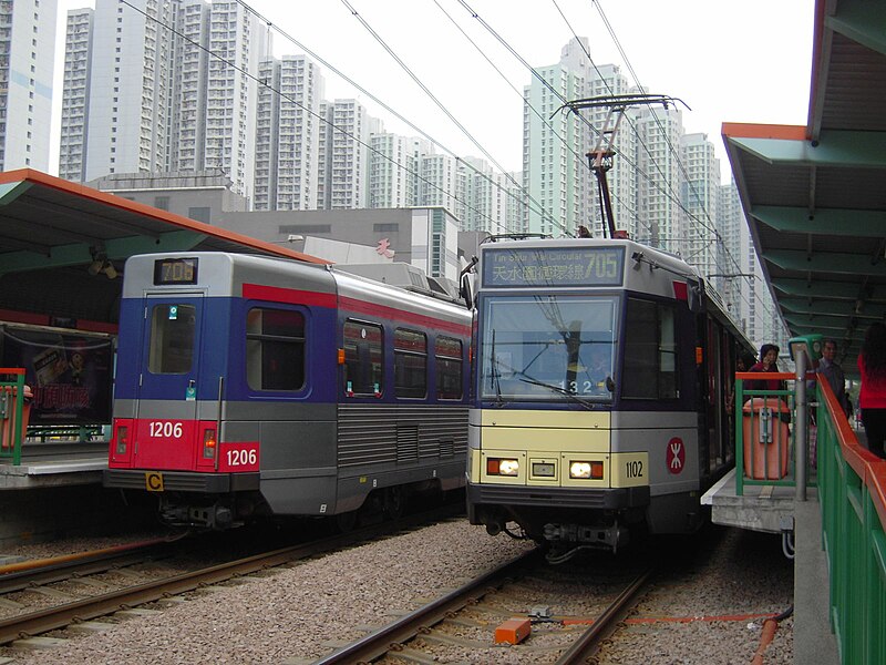 File:LRT 705 706 Tin Yat.jpg