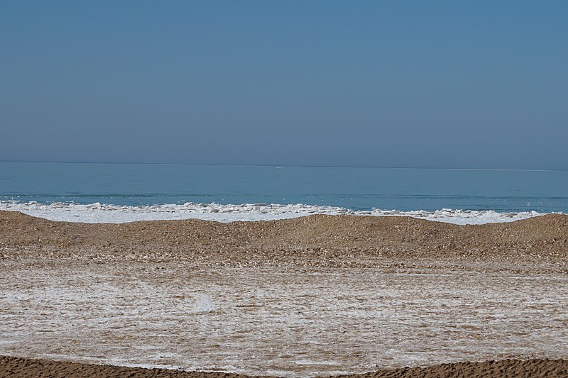 File:Lake Michigan March 2015 1.jpg