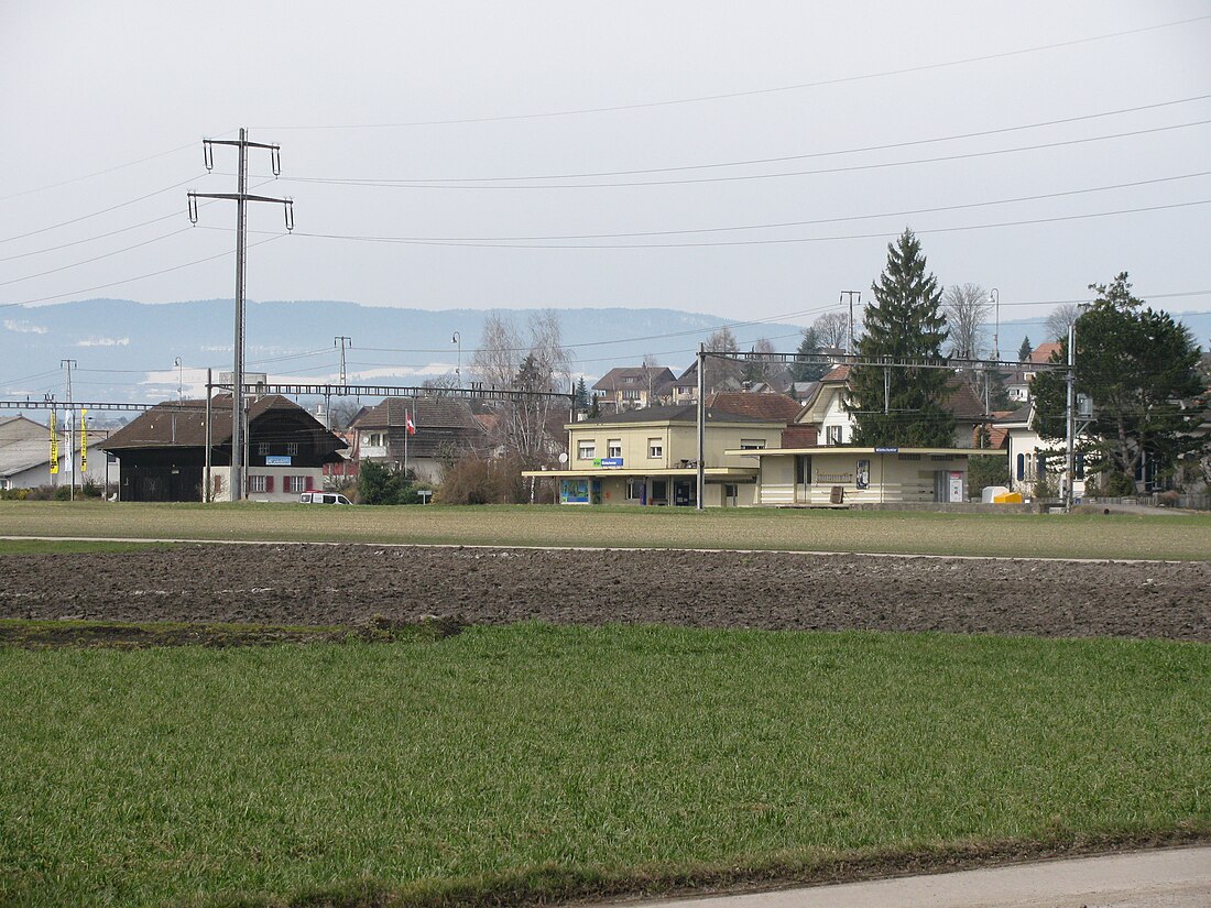 Müntschemier railway station