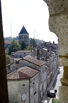 De plaats gezien vanuit het Château de Mareuil