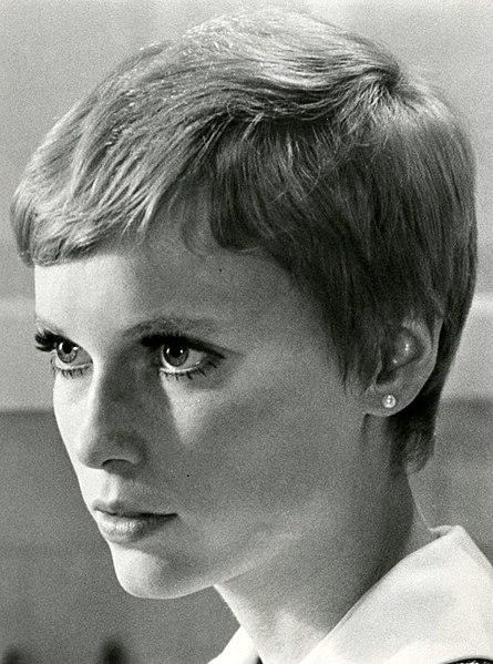 Mia Farrow's performance as Rosemary Woodhouse received widespread critical acclaim.