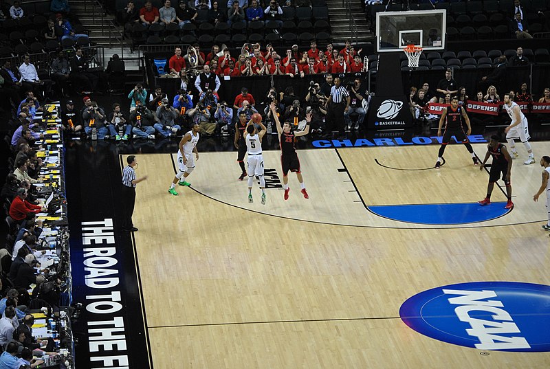 File:Michigan St. vs. Georgia 2015.jpg