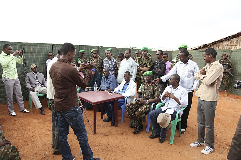 File:Militia men surrendered to AMISOM troops on 6th January 2014 in Kismayu. AU UN IST PHOTO - Ramadaan Mohamed (11832388593).jpg