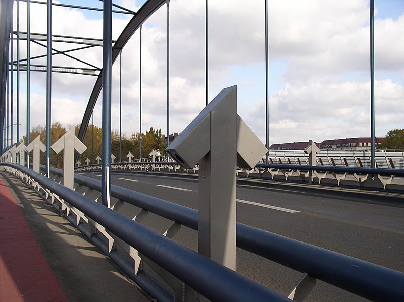 File:Modersohnbrücke 2.JPG