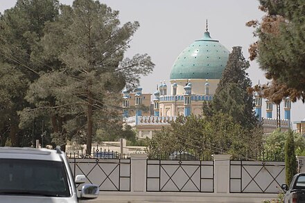 The main mosque in Kandahar, adjacent to which is the mausoleum of Ahmad Shah Durrani and the site of the Prophet Muhammad's Cloak