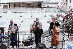 Musikgruppen KAL i Göteborg. på nationaldagen 6 juni 2015