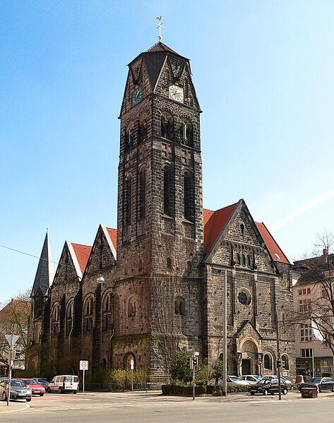 File:Nazarethkirche Hannover Süd.jpg