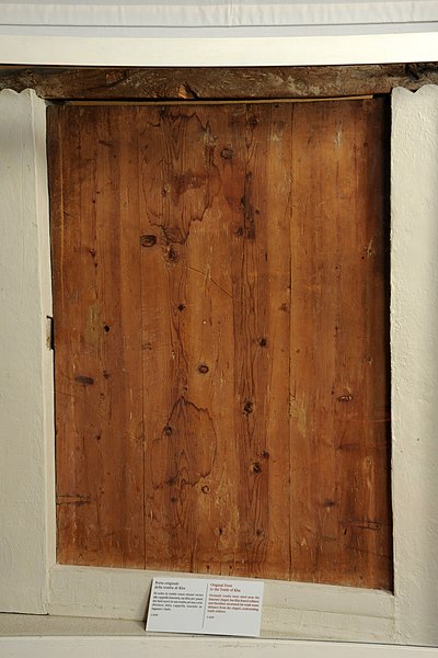 File:Original door to the burial chamber of Kha and Merit.jpg