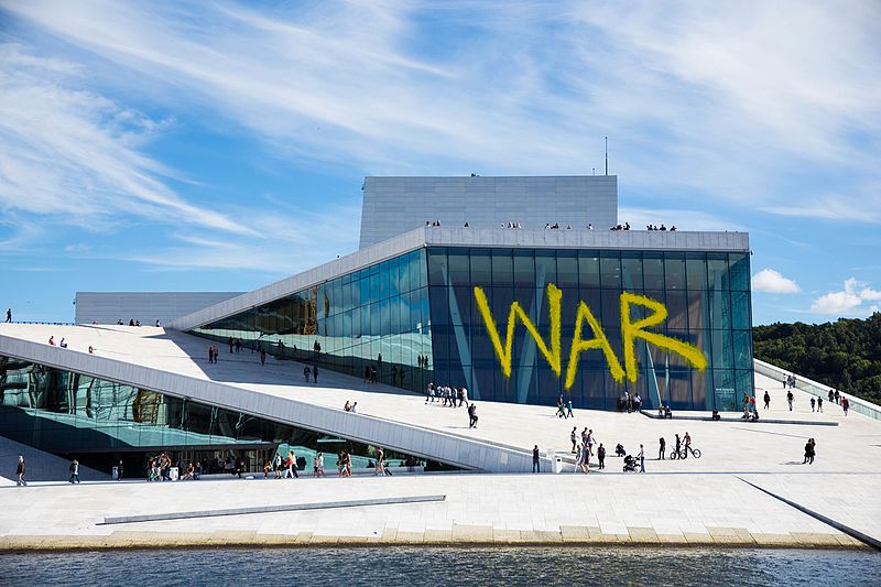 File:Oslo Opera House - War (29337636602).jpg