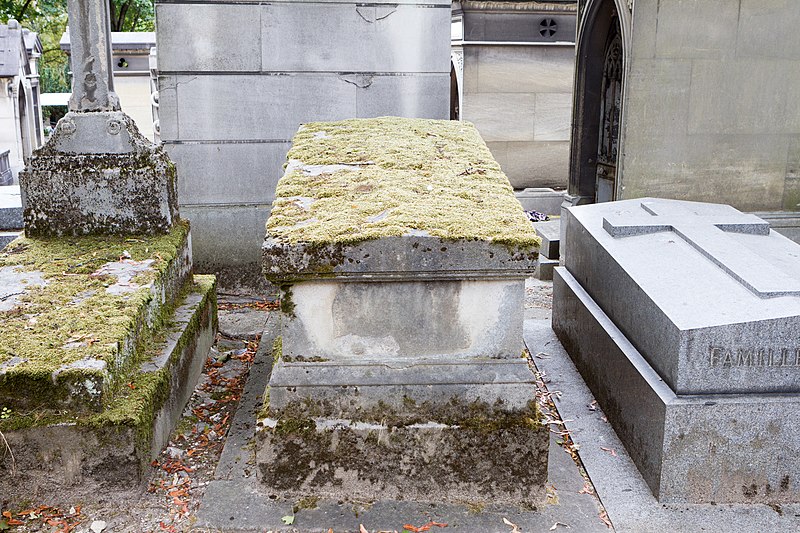 File:Père-Lachaise - Division 71 - Unidentified2 01.jpg