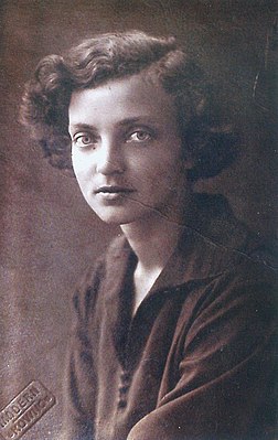 Paŭlina Miadziołka. Паўліна Мядзёлка (1910-19).jpg